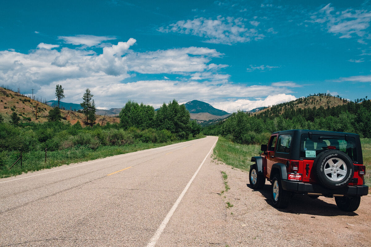 Jeep on SH 67 South of Deckers